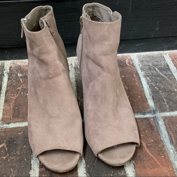 Candie’s Peep-toe Booties with Pink Embroidered Flowers Size 7M - Picture 7 of 9
